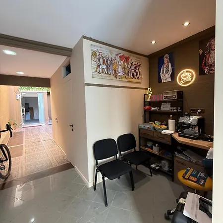 El-ta Place 地拉那